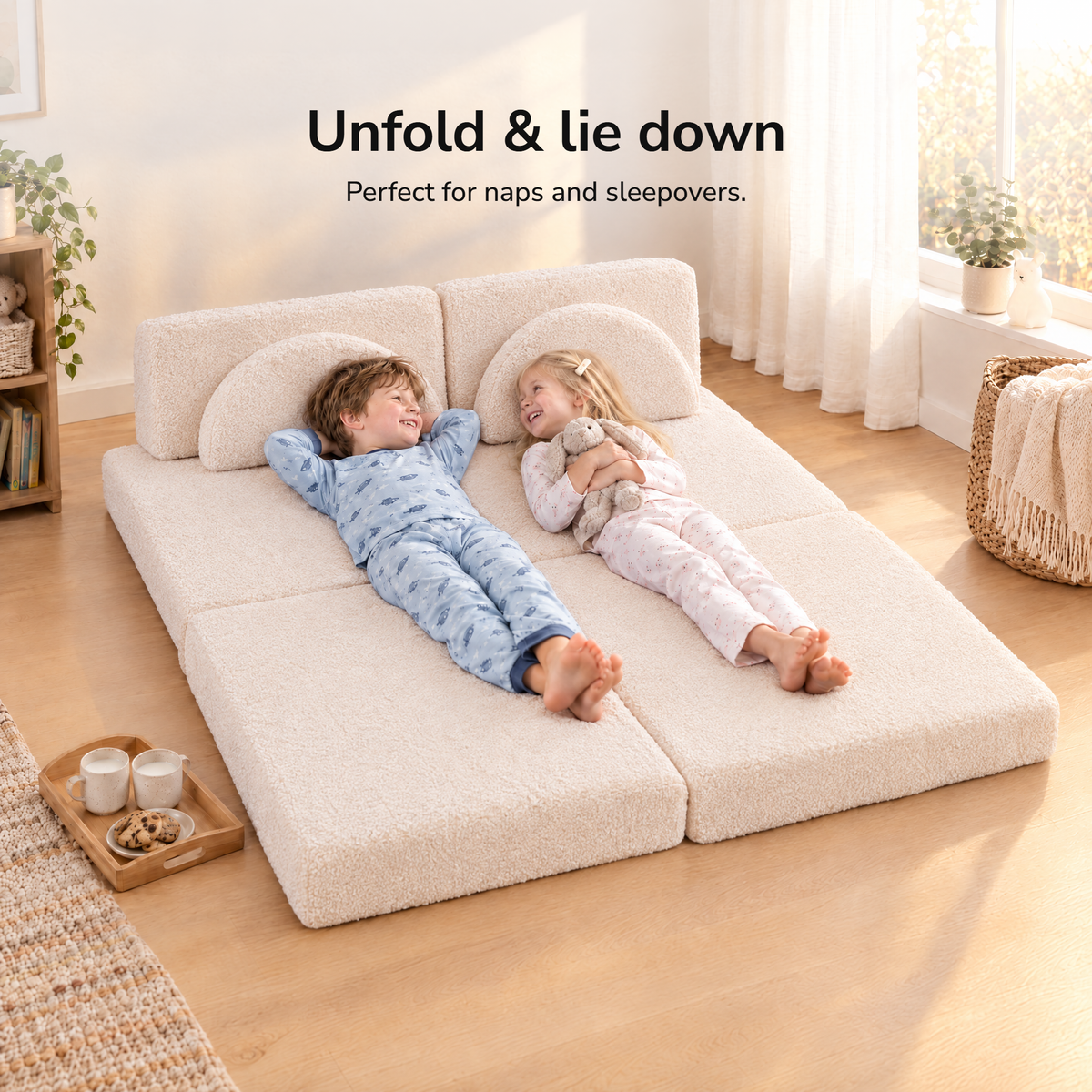 Teddy Beige · Pluszowy beż · Teddy béžová – Unfold & lie down